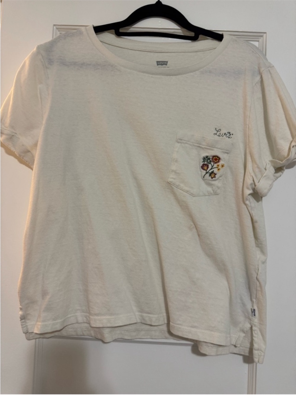 Levi's Cream Short Sleeve Tee with Embroidered Pocket Floral